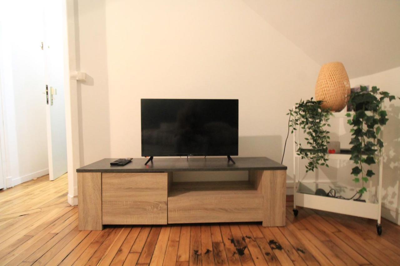 Disponible - Appartement Entier - 10Mn Rer B Aeroport Cdg - Paris Gare Du Nord, T11 Express, Le Bourget, Tout Equipe, Netflix Gratuit, 3 Personnes, 4Eme Etage, Escaliers, Parc Des Expositions, Parking Rue Gratuit Apres 19H ดร็องซี ภายนอก รูปภาพ